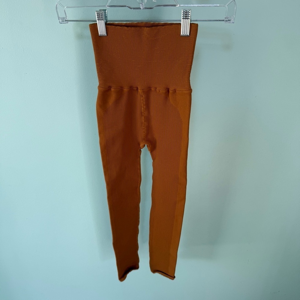 Free People Movement High Waisted Toasted Coconut Rust Orange Leggings Sz XS/S